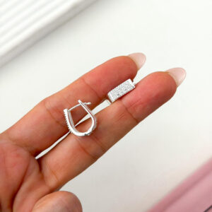 AROS ARGOLLA CON PIEDRAS ACERO PLATEADO